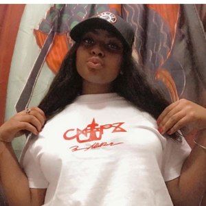 Meet your Posher, Sparkle